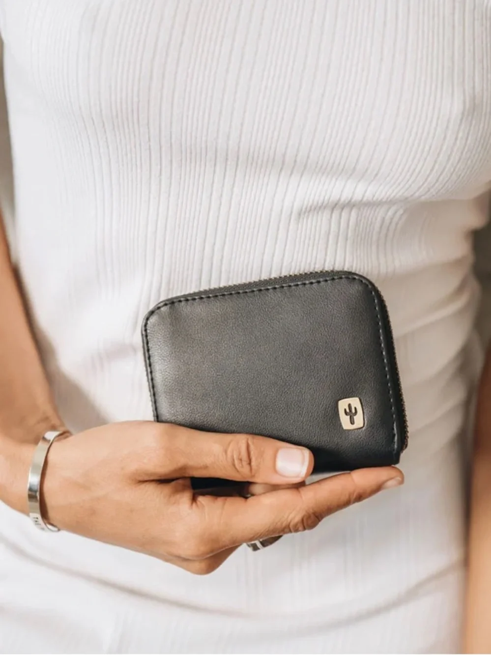 Black Vegan Cactus Leather Zip Wallet